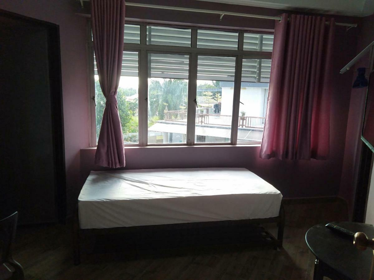 Purple Dream Home Teluk Panglima Garang Esterno foto